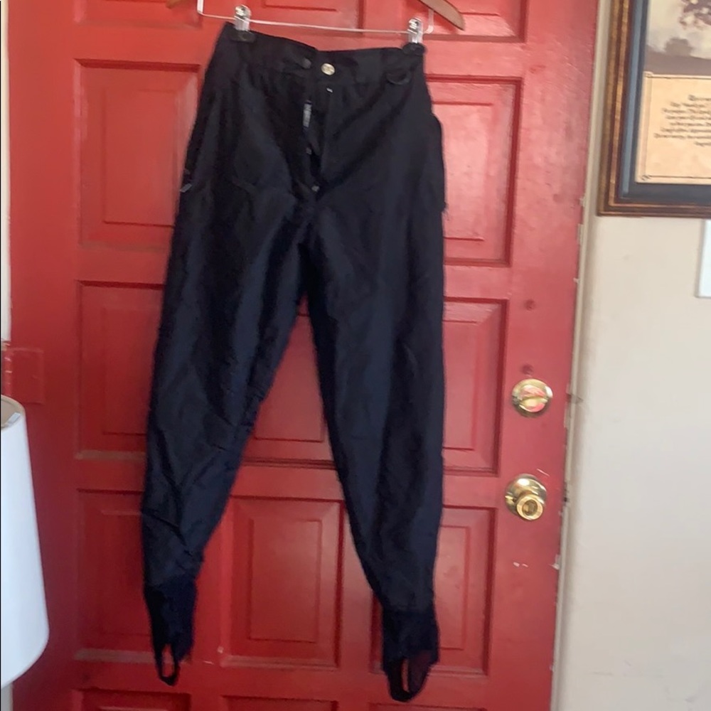 Ski pants w/foot straps